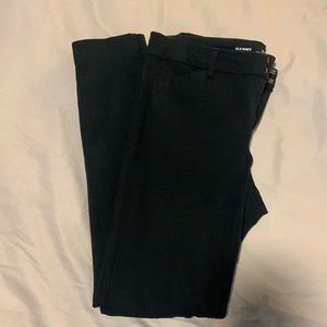 Old Navy Black Mid-rise Pixie Pants - Size 4